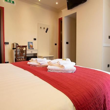 Il Piccolo Piacenza Hotel Luaran gambar
