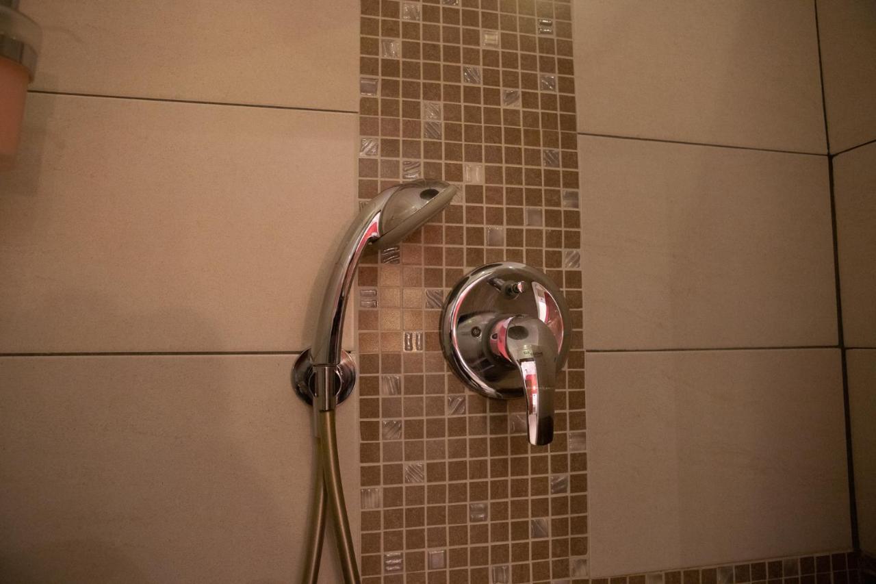 Il Piccolo Piacenza Hotel Luaran gambar