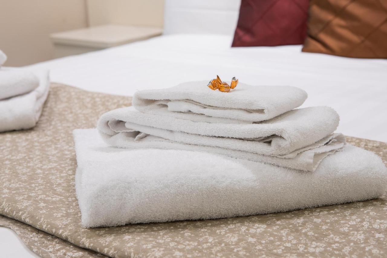 Il Piccolo Piacenza Hotel Luaran gambar