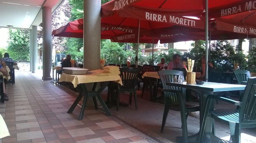 Il Piccolo Piacenza Hotel Luaran gambar