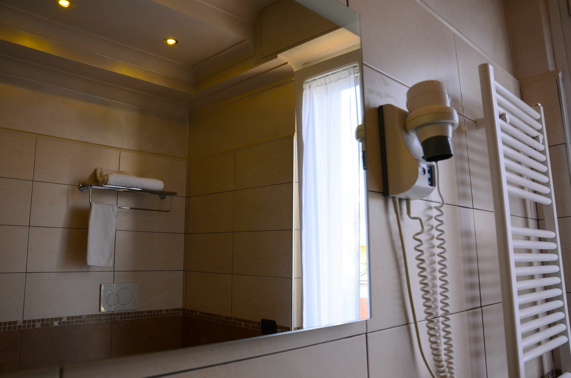 Il Piccolo Piacenza Hotel Luaran gambar